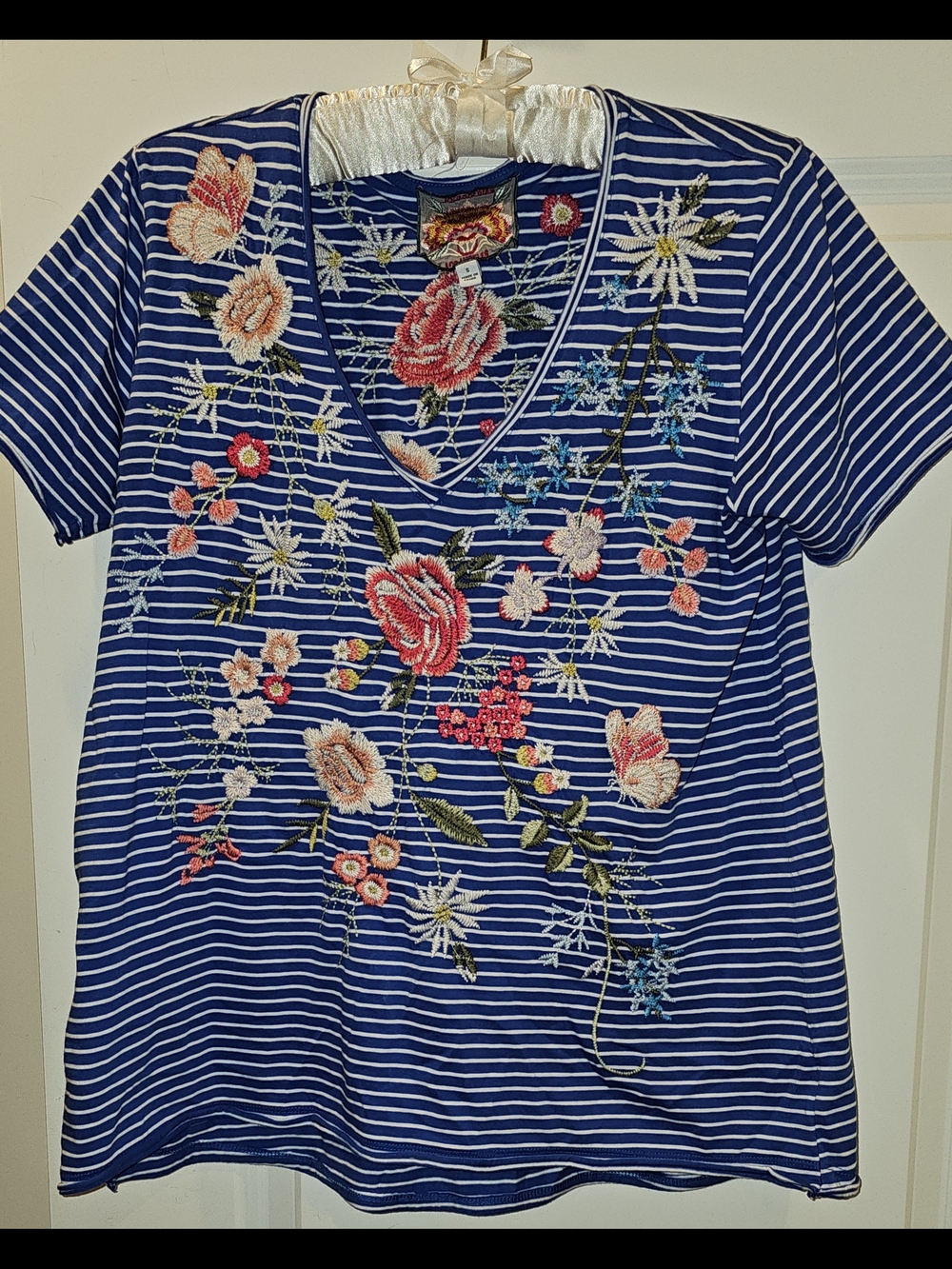 Johnny Was Blue Striped Floral Butterfly Embroidered V-Neck Tee Top Small